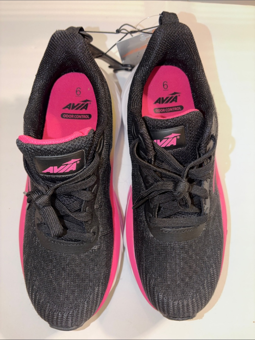 NWT Avia Women’s Gel Sneakers in Black Pink Cushioned Heel Impact Support Size 6